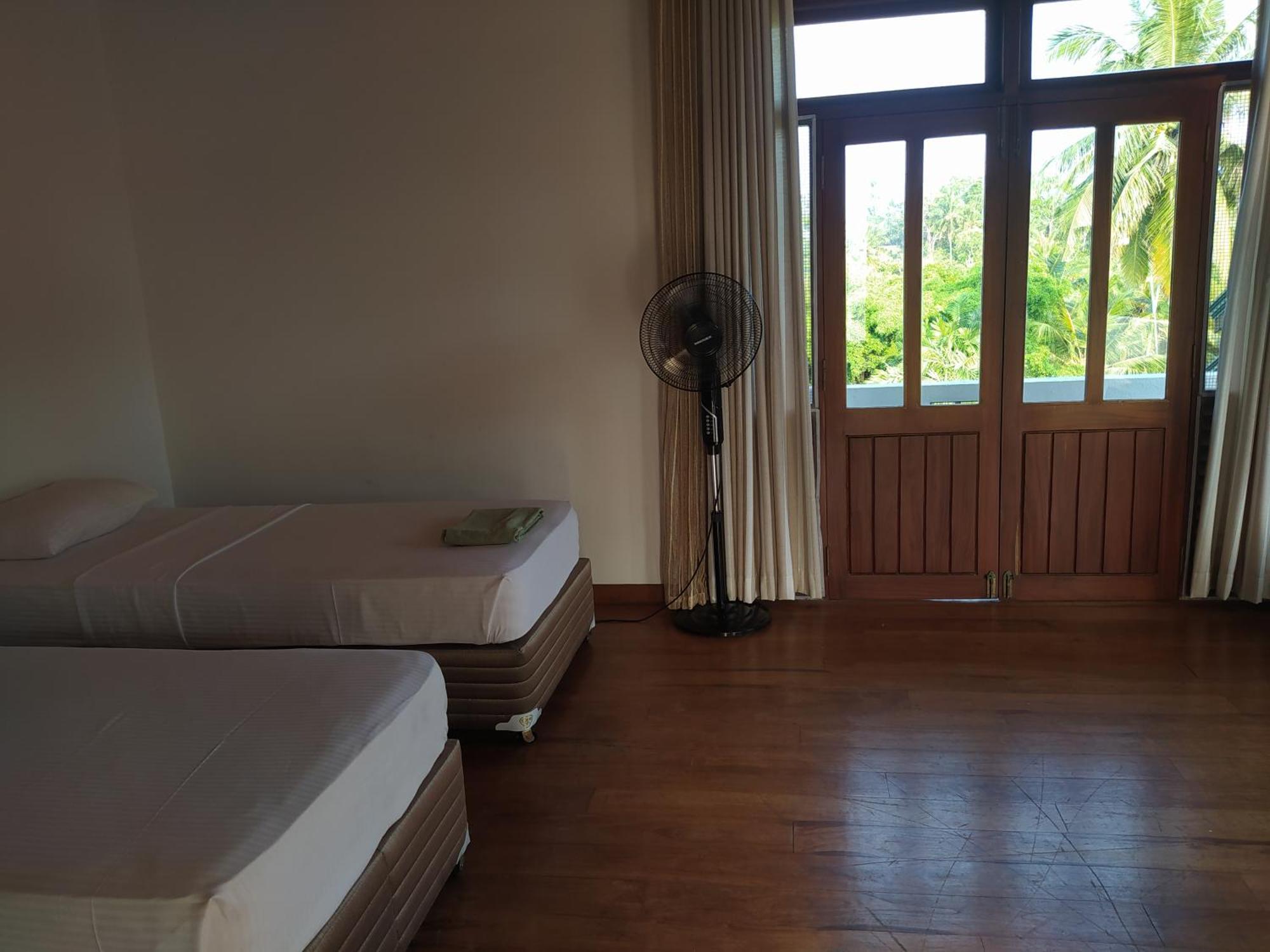 Hostel Residence Бентота Экстерьер фото