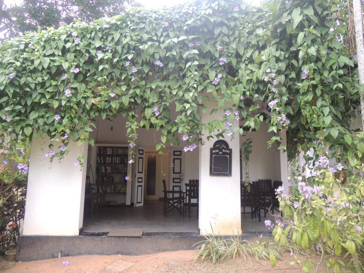 Hostel Residence Бентота Экстерьер фото