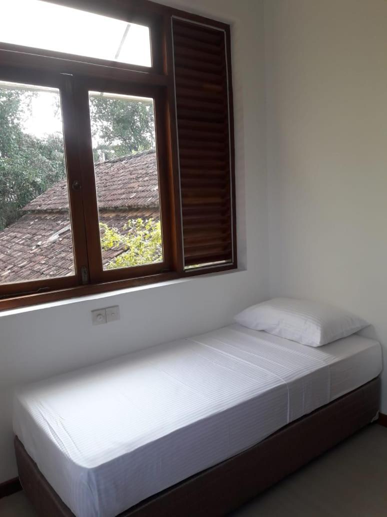 Hostel Residence Бентота Экстерьер фото